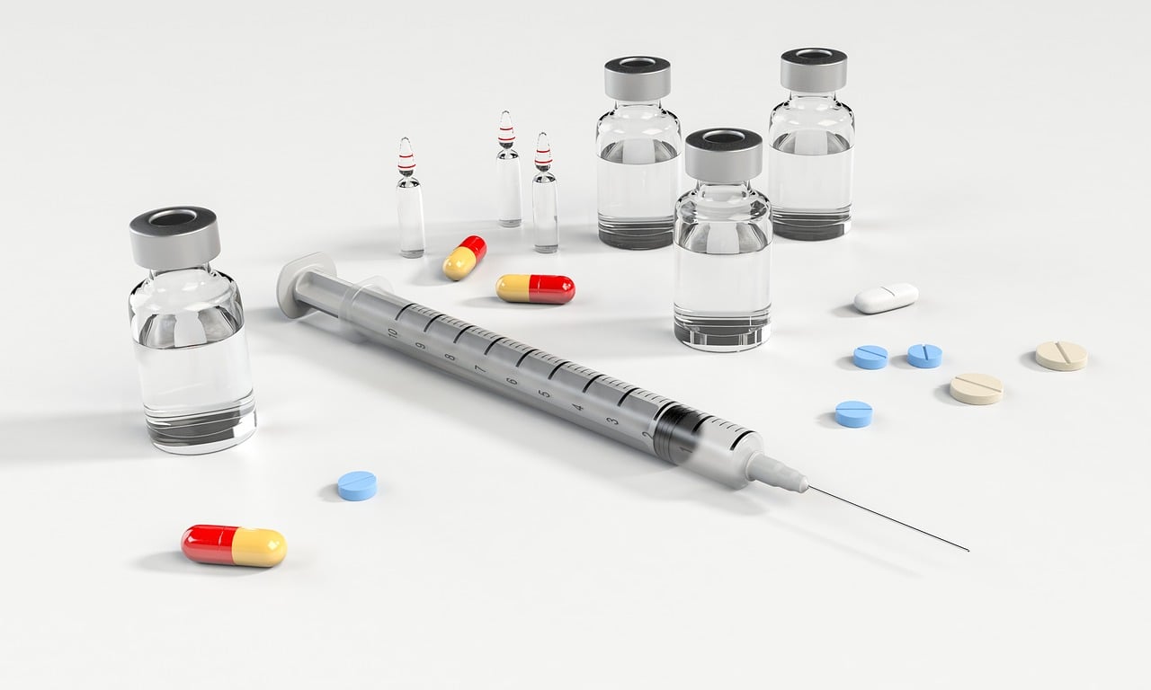 syringe pill capsule morphine needle liquid medicine medical treatment medicament cure injection illness disease diagnosis 3d health care pharmacy medication healthcare pharmaceutical sickness pain chronic first aid diabetes dose addiction toxic overdose substance narcotic unhealthy vitamin